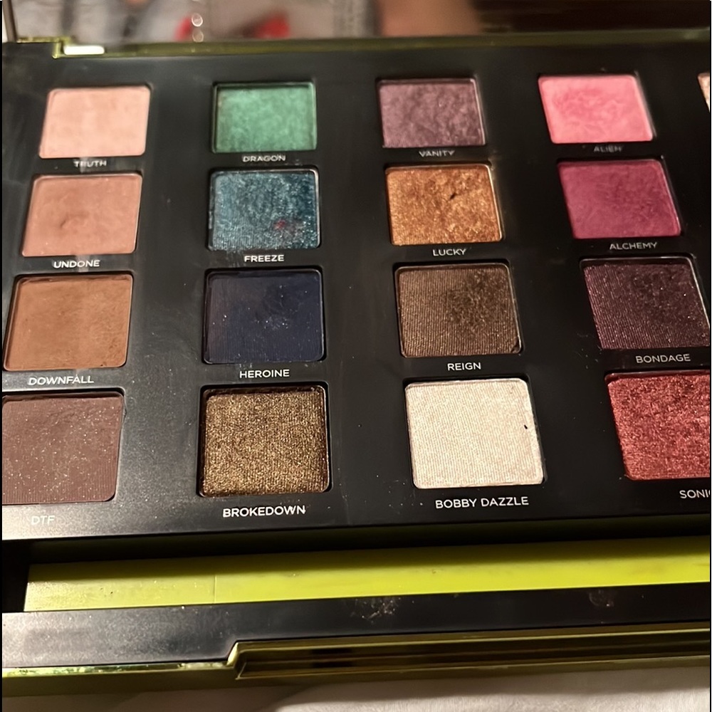 Eye Shadow Palette